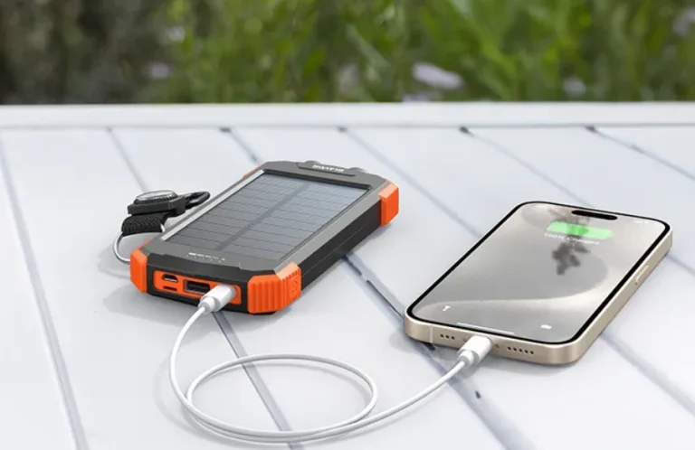 green-tech-trends-solar-chargers