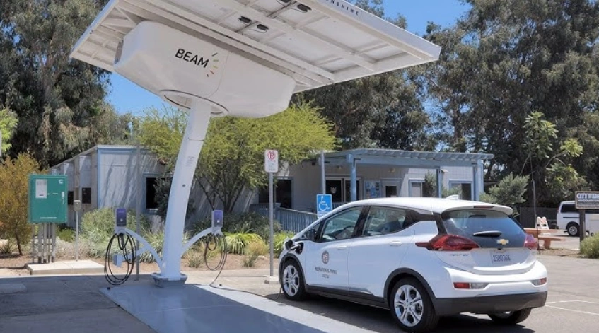 essential-solar-charging-hybrid-cars