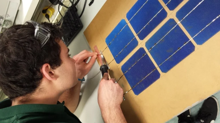 diy-solar-charger-kits-under-30