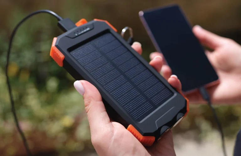high-efficiency-eco-chargers-smartphones